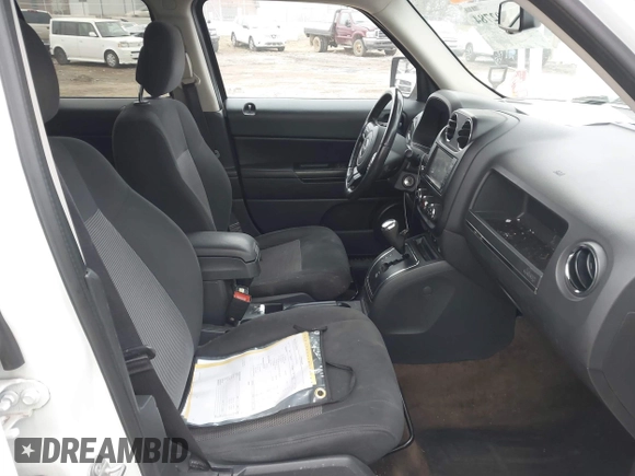 2017 Jeep Patriot High Altitude with VIN 1C4NJRFB9HD174167, listed as a IAAI auction lot 41502784 with 149,637 mi miles. Bid and sale history available at carsss.com. Image 5.