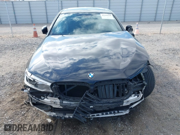 2017 BMW 5 Series 540i with VIN WBAJE5C33HG913604, listed as a IAAI auction lot 41559239 with 107,160 mi miles and . Bid and sale history available at carsss.com. Image 13.