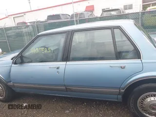 1991 Oldsmobile Delta z VIN 1G3HN54C6M1809377, wystawiony jako IAAI lot #42275221 z przebiegiem 139 509 mil mil oraz . Historia ofert i sprzedaży dostępna na DreamBid. Obrazek 14.