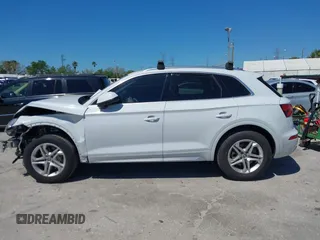 2019 Audi Q5 Premium with VIN WA1ANAFY3K2127433, listed as a IAAI auction lot 41786698 with 49,881 mi miles. Bid and sale history available at carsss.com. Image 15.