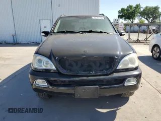 2004 Mercedes-Benz M 350 with VIN 4JGAB57E64A460093, listed as a Copart auction lot 53764705 with 140,054 mi miles and Clean Title. Bid and sale history available at DreamBid. Image 5.