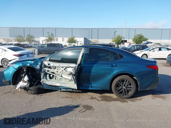 2025 Toyota Camry LE with VIN 4T1DAACK8SU051433, listed as a IAAI auction lot 41893289 with 10,084 mi miles and . Bid and sale history available at DreamBid. Image 14.
