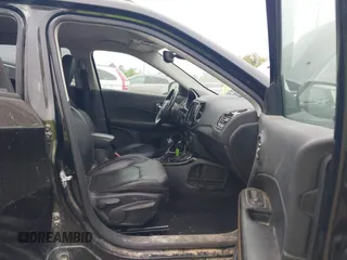 2019 Jeep Compass Limited с VIN 3C4NJDCB8KT666066, выставлен на аукционе IAAI как лот 41879968 с пробегом 89 777 миль миль и . История ставок и продаж доступна на DreamBid. Изображение 5.