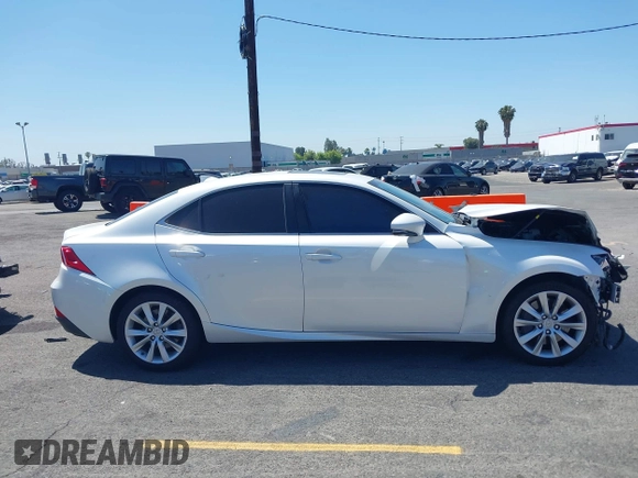 2016 Lexus IS 200t z VIN JTHBA1D22G5036596, wystawiony jako IAAI lot #42278604 z przebiegiem 45 402 mil mil oraz . Historia ofert i sprzedaży dostępna na DreamBid. Obrazek 13.