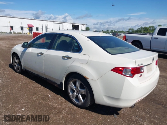 2009 Acura TSX with VIN JH4CU26669C010373, listed as a IAAI auction lot 42621819 with Not provided miles and . Bid and sale history available at DreamBid. Image 3.