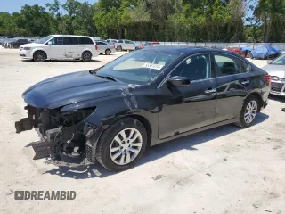2018 Nissan Altima 2.5 S with VIN 1N4AL3AP1JC133350, listed as a Copart auction lot 53351015 with 158,762 mi miles and Salvage Title. Bid and sale history available at carsss.com. Image 1.