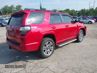 2022 Toyota 4Runner TRD Sport with VIN JTESU5JR2N6013405, listed as a IAAI auction lot 42611930 with 31,895 mi miles and . Bid and sale history available at DreamBid. Image 4.