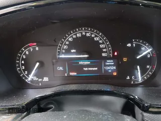 2017 Cadillac XT5 FWD with VIN 1GYKNARS2HZ188557, listed as a IAAI auction lot 41840764 with 104,524 mi miles. Bid and sale history available at carsss.com. Image 7.