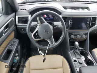 2021 Volkswagen Atlas SEL with VIN 1V2BE2CA8MC221214, listed as a Copart auction lot 68756842 with 19,915 mi miles and . Bid and sale history available at DreamBid. Image 8.