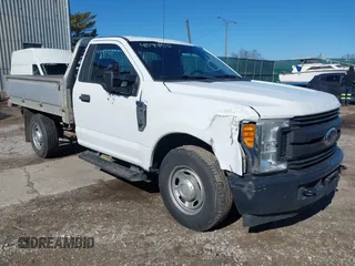 2017 Ford Super Duty F-250 SRW XL with VIN 1FDBF2A60HEC81930, listed as a IAAI auction lot 41594910 with 102,619 mi miles. Bid and sale history available at carsss.com. Image 1.