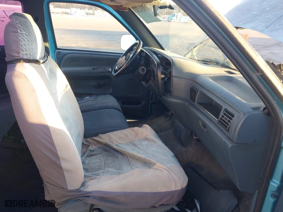 1996 Dodge Ram 1500 with VIN 3B7HC13Y6TG175533, listed as a IAAI auction lot 41424400 with 308,794 mi miles. Bid and sale history available at carsss.com. Image 5.