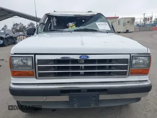 1992 Ford Explorer XL z VIN 1FMDU32X3NUD22144, wystawiony jako IAAI lot #42355356 z przebiegiem 107 047 mil mil oraz . Historia ofert i sprzedaży dostępna na DreamBid. Obrazek 11.