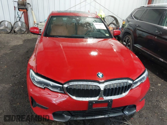 2021 BMW 3 Series 330i xDrive with VIN 3MW5R7J01M8C03295, listed as a IAAI auction lot 41976977 with 23,745 mi miles. Bid and sale history available at carsss.com. Image 12.
