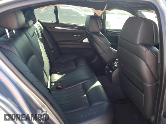 2014 BMW M5 with VIN WBSFV9C52ED097797, listed as a Copart auction lot 81085504 with 83,990 mi miles and Salvage Title. Bid and sale history available at carsss.com. Image 10.