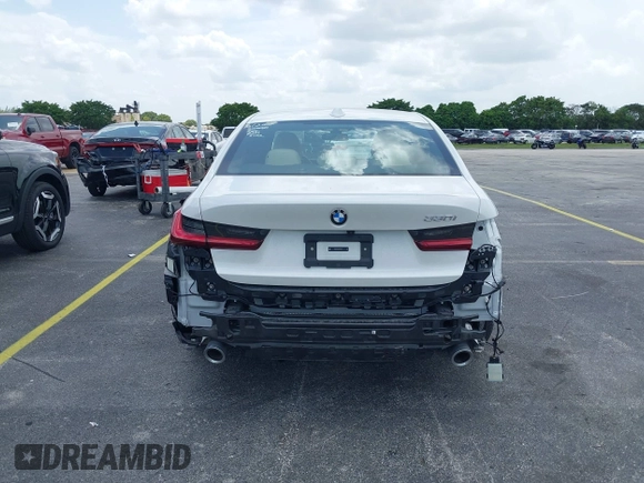 2025 BMW 3 Series 330i with VIN 3MW69CW0XS8F32371, listed as a IAAI auction lot 42630553 with 11,417 mi miles and . Bid and sale history available at DreamBid. Image 17.