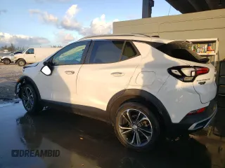 2020 Buick Encore GX Select with VIN KL4MMDS20LB071679, listed as a Copart auction lot 79948384 with 31,439 mi miles and Non repairable. Bid and sale history available at DreamBid. Image 2.