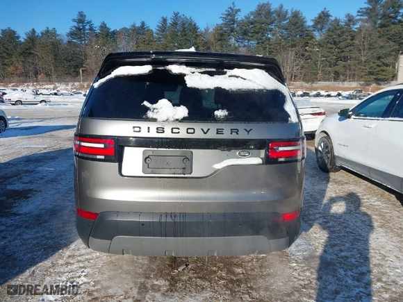 2019 Land Rover Discovery HSE with VIN SALRR2RV0K2410739, listed as a IAAI auction lot 41393134 with 62,471 mi miles. Bid and sale history available at carsss.com. Image 16.