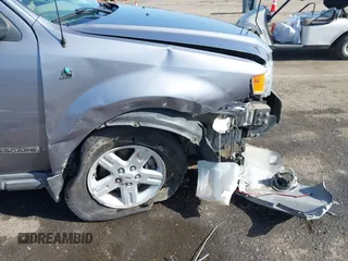 2008 Ford Escape Hybrid z VIN 1FMCU59H08KA05248, wystawiony jako IAAI lot #42193949 z przebiegiem 208 866 mil mil oraz . Historia ofert i sprzedaży dostępna na DreamBid. Obrazek 6.