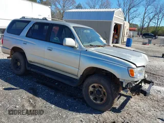 2000 Toyota 4Runner SR5 with VIN JT3GN86R2Y0145402, listed as a IAAI auction lot 41833465 with 198,462 mi miles and . Bid and sale history available at DreamBid. Image 1.
