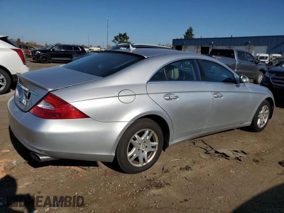 2007 Mercedes-Benz CLS-Class 5.5L with VIN WDDDJ72X87A094267, listed as a Copart auction lot 77334024 with 144,648 mi miles and Clean Title. Bid and sale history available at carsss.com. Image 3.