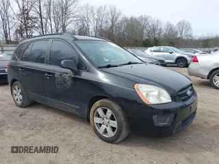 2007 Kia Rondo LX Base with VIN KNAFG525777080181, listed as a IAAI auction lot 41743962 with 155,547 mi miles. Bid and sale history available at carsss.com. Image 1.