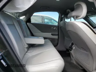 2024 Hyundai Ioniq 6 SEL z VIN KMHM34AA8RA071084, wystawiony jako Copart lot #47614915 z przebiegiem 14 989 mil mil oraz Szkoda całkowita • Salvage title. Historia ofert i sprzedaży dostępna na DreamBid. Obrazek 10.