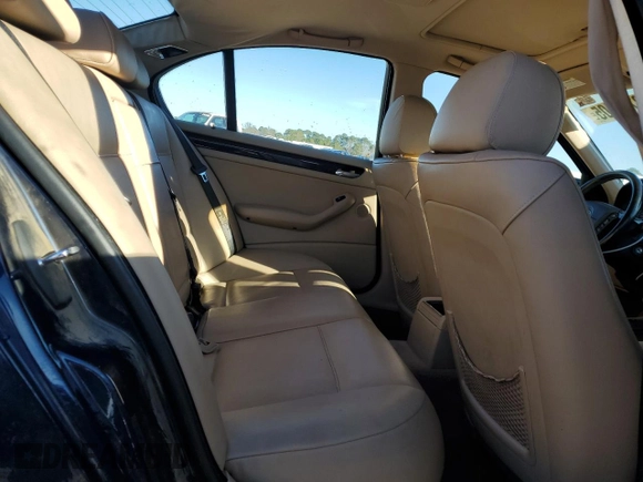 2003 BMW 3 Series 325i with VIN WBAET374X3NJ31528, listed as a Copart auction lot 88793105 with 119,962 mi miles and Salvage Title. Bid and sale history available at carsss.com. Image 10.
