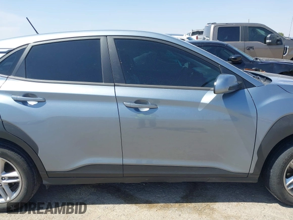 2021 Hyundai Kona SE with VIN KM8K12AA0MU646822, listed as a IAAI auction lot 41884489 with 86,916 mi miles and . Bid and sale history available at DreamBid. Image 13.