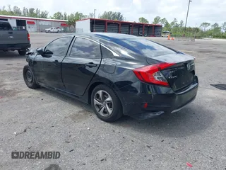 2020 Honda Civic LX z VIN 2HGFC2F61LH600469, wystawiony jako IAAI lot #41958201 z przebiegiem 66 249 mil mil oraz . Historia ofert i sprzedaży dostępna na DreamBid. Obrazek 3.
