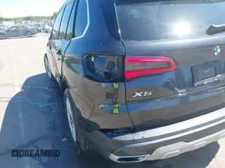 2020 BMW X5 xDrive40i with VIN 5UXCR6C07LLL66315, listed as a IAAI auction lot 41991304 with 45,279 mi miles. Bid and sale history available at carsss.com. Image 20.