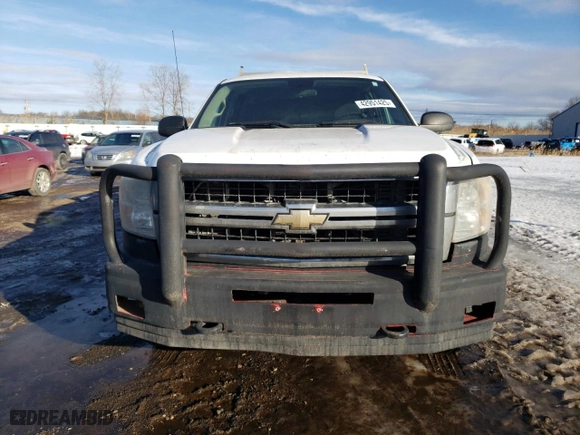 2008 Chevrolet Silverado 3500HD SRW LT w/1LT with VIN 1GCHK33678F180956, listed as a Copart auction lot 42951425 with 292,253 mi miles and Salvage Title. Bid and sale history available at carsss.com. Image 5.