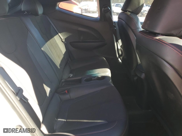 2019 Hyundai Veloster 2.0 Premium with VIN KMHTG6AF9KU008619, listed as a Copart auction lot 82795614 with 49,308 mi miles and Salvage Title. Bid and sale history available at carsss.com. Image 10.