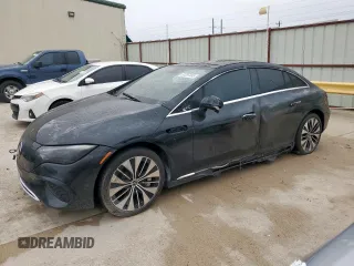 2023 Mercedes-Benz EQE 350+ z VIN W1KEG2BB0PF015140, wystawiony jako Copart lot #51297455 z przebiegiem 16 316 mil mil oraz Szkoda całkowita • Salvage title. Historia ofert i sprzedaży dostępna na DreamBid. Obrazek 1.