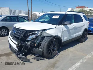 2017 Ford Explorer XLT с VIN 1FM5K7D84HGB40270, выставлен на аукционе IAAI как лот 42309347 с пробегом 115 113 миль миль и . История ставок и продаж доступна на DreamBid. Изображение 6.