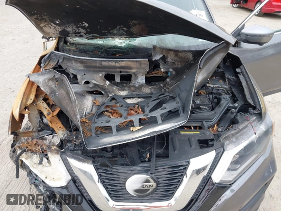 2018 Nissan Rogue SV z VIN KNMAT2MV4JP618914, wystawiony jako IAAI lot #41800479 z przebiegiem Nie podano mil oraz . Historia ofert i sprzedaży dostępna na DreamBid. Obrazek 10.