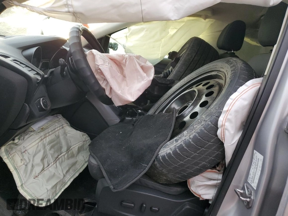 2016 Ford Escape SE z VIN 1FMCU0G74GUB15817, wystawiony jako Copart lot #52945435 z przebiegiem 153 737 mil mil oraz Szkoda całkowita • Salvage title. Historia ofert i sprzedaży dostępna na DreamBid. Obrazek 7.