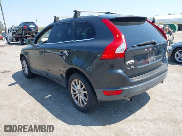 2010 Volvo XC60 3.0T z VIN YV4992DZ5A2085373, wystawiony jako IAAI lot #42039356 z przebiegiem 195 336 mil mil oraz . Historia ofert i sprzedaży dostępna na DreamBid. Obrazek 3.