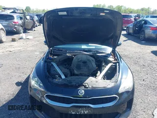 2018 Kia Stinger Premium z VIN KNAE25LA7J6012188, wystawiony jako IAAI lot #41984591 z przebiegiem 106 165 mil mil oraz . Historia ofert i sprzedaży dostępna na DreamBid. Obrazek 10.