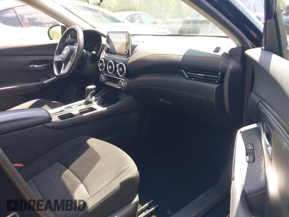 2021 Nissan Sentra SR with VIN 3N1AB8DVXMY238486, listed as a IAAI auction lot 42042979 with 94,550 mi miles and . Bid and sale history available at DreamBid. Image 5.