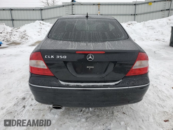 2008 Mercedes-Benz CLK 350 z VIN WDBTJ56H68F241279, wystawiony jako Copart lot #88114995 z przebiegiem 151 961 mil mil oraz Szkoda całkowita • Salvage title. Historia ofert i sprzedaży dostępna na DreamBid. Obrazek 6.