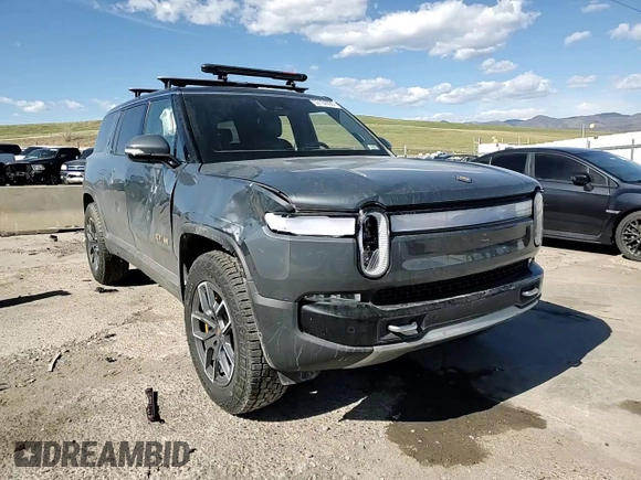 2023 Rivian R1S Adventure z VIN 7PDSGABA3PN018823, wystawiony jako Copart lot #53184595 z przebiegiem 36 677 mil mil oraz Szkoda całkowita • Salvage title. Historia ofert i sprzedaży dostępna na DreamBid. Obrazek 11.