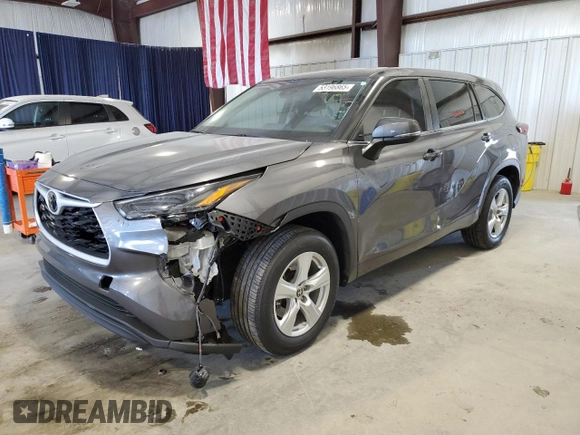2024 Toyota Highlander LE with VIN 5TDKDRAH4RS529743, listed as a Copart auction lot 53196865 with 31,678 mi miles and Salvage title. Bid and sale history available at DreamBid. Image 1.