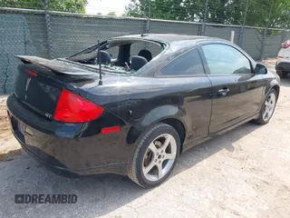 2008 Pontiac G5 GT z VIN 1G2AN18B687268561, wystawiony jako IAAI lot #41952824 z przebiegiem 64 844 mil mil oraz . Historia ofert i sprzedaży dostępna na DreamBid. Obrazek 4.