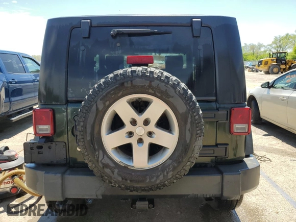 2010 Jeep Wrangler Rubicon with VIN 1J4BA6D12AL221220, listed as a Copart auction lot 56057055 with 200,346 mi miles and Salvage title. Bid and sale history available at DreamBid. Image 6.