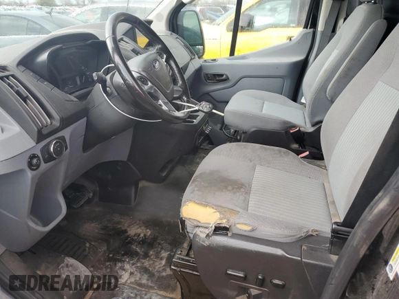 2018 Ford Transit z VIN 1FTYR1YG3JKB35723, wystawiony jako Copart lot #63351145 z przebiegiem 241 495 mil mil oraz Czysty tytuł • Clean title. Historia ofert i sprzedaży dostępna na DreamBid. Obrazek 7.
