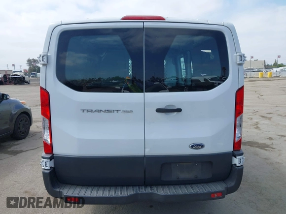 2015 Ford Transit Cargo with VIN 1FTNR1ZM6FKA34917, listed as a IAAI auction lot 42355969 with 89,500 mi miles and . Bid and sale history available at DreamBid. Image 16.