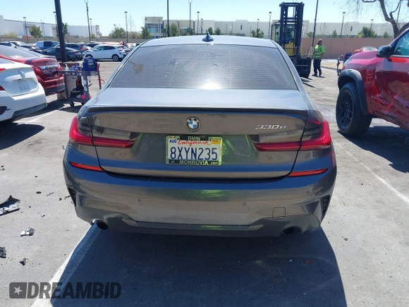 2021 BMW 3 Series 330e with VIN 3MW5P7J06M8C15108, listed as a IAAI auction lot 41885084 with 1 mi miles. Bid and sale history available at carsss.com. Image 17.