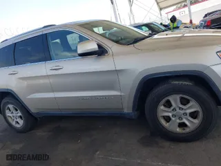 2014 Jeep Grand Cherokee Laredo with VIN 1C4RJFAG7EC380544, listed as a IAAI auction lot 42021130 with 166,589 mi miles. Bid and sale history available at carsss.com. Image 13.