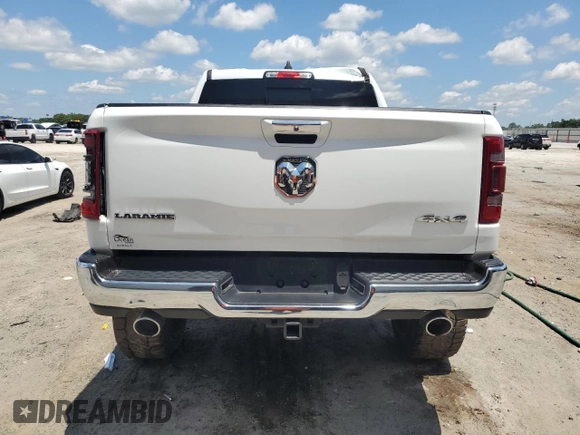 2021 Ram 1500 Laramie z VIN 1C6SRFJTXMN719184, wystawiony jako Copart lot #57024995 z przebiegiem 70 194 mil mil oraz Nie do naprawy • Non repairable. Historia ofert i sprzedaży dostępna na DreamBid. Obrazek 6.