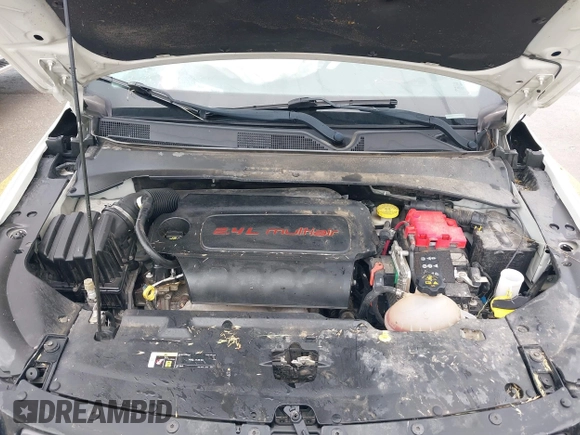 2020 Jeep Compass Trailhawk z VIN 3C4NJDDB6LT126585, wystawiony jako IAAI lot #42210794 z przebiegiem 132 220 mil mil oraz . Historia ofert i sprzedaży dostępna na DreamBid. Obrazek 10.